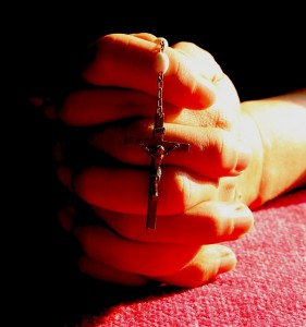 rosary-praying-hands